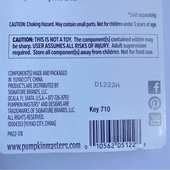 3/$15 NEW PUMPKIN MASTERS 4-in-1 Tool & Scraper Scoop™ Age 8 & up - Picture 7 of 15